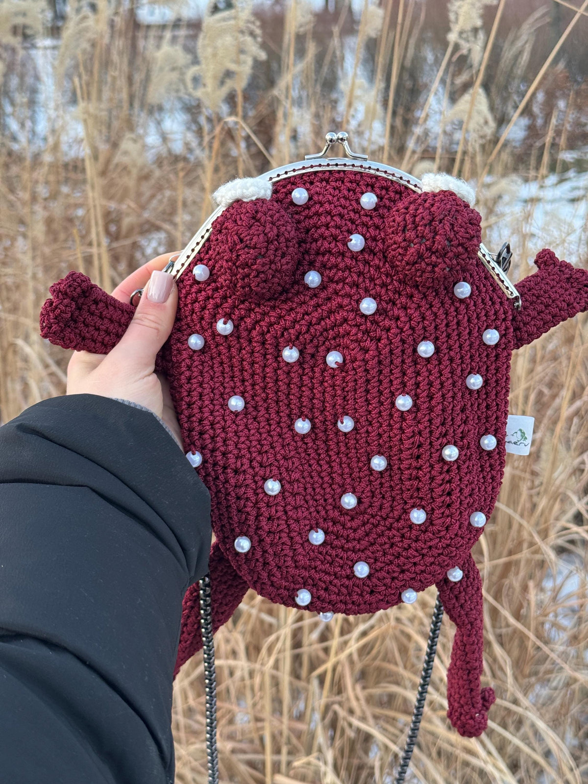 Red Crochet Frog Purse with Beaded Details – Handmade Shoulder & Crossbody Purse