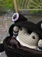 Crochet Frog Bag with Zipper – Custom Embroidery Option – Black Handmade Purse with Strap – Lined Durable Macrame Frogcore Gift