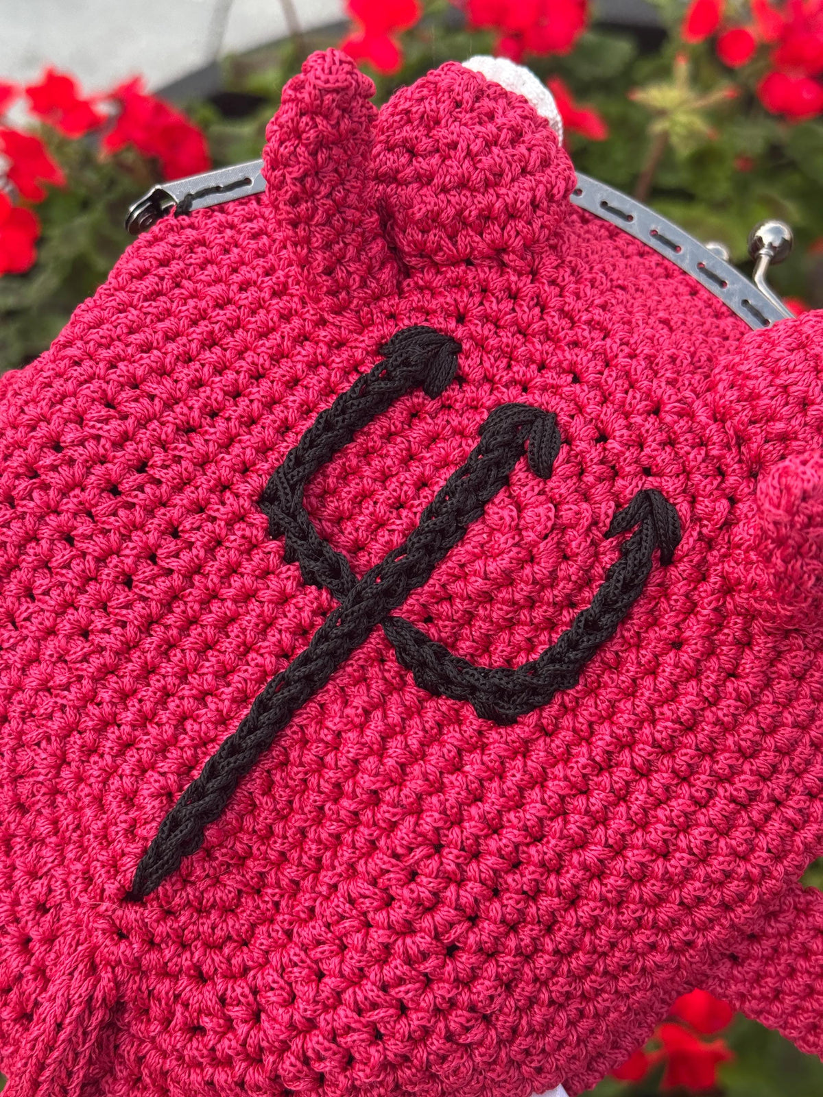 Crochet Frog Bag – Handmade Devil Purse with Horns, Kawaii Goth Frogcore Gift