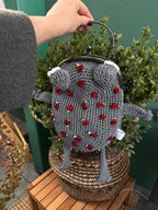 Crochet Frog Purse – Cute Handmade Frog Bag with Roses – Animal Shaped Clutch – Kawaii Cottagecore Gift