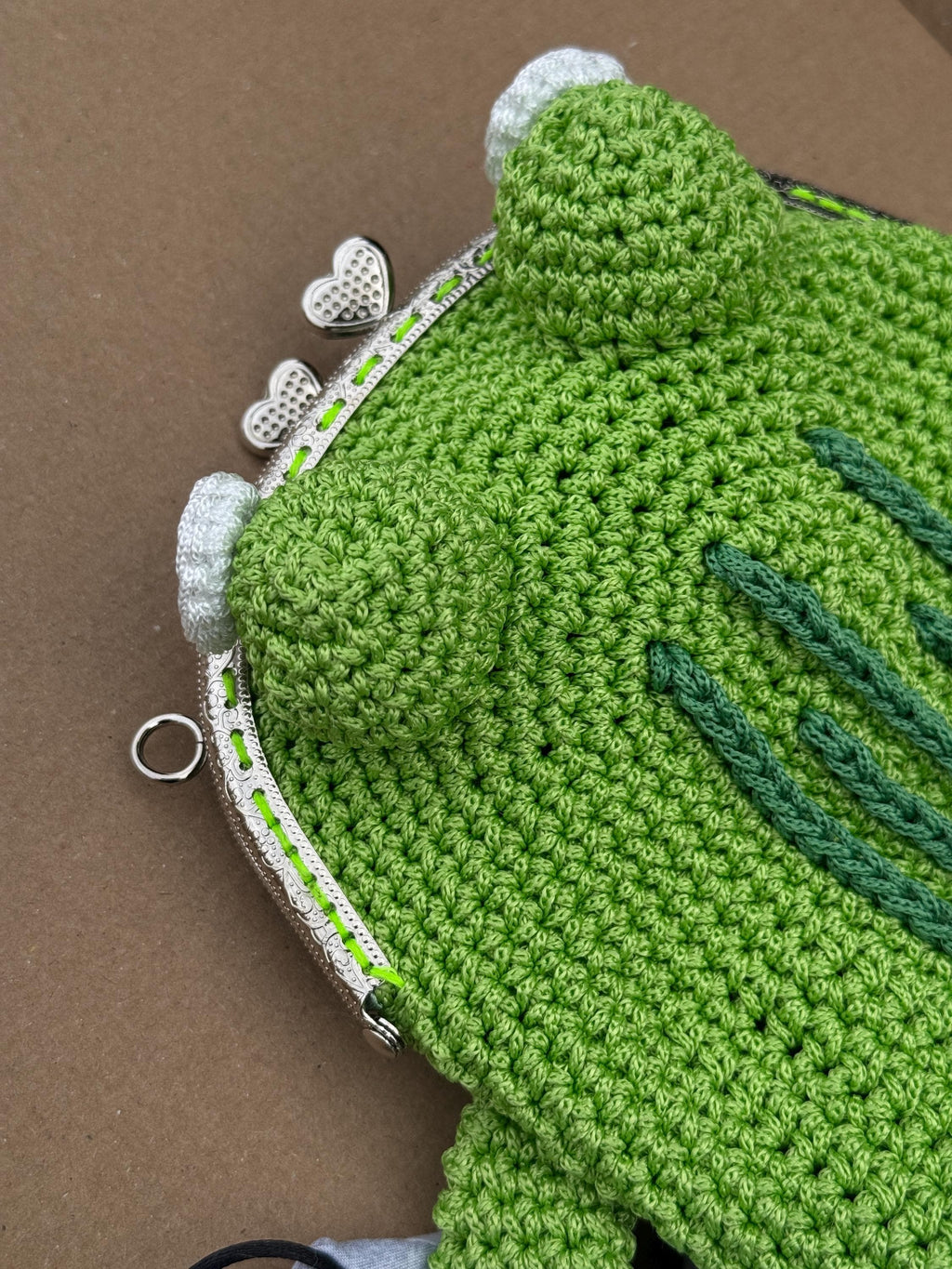 Green Minimalist Frog Bag – Simple Crochet Frog Purse, Handmade Frog Crossbody Bag