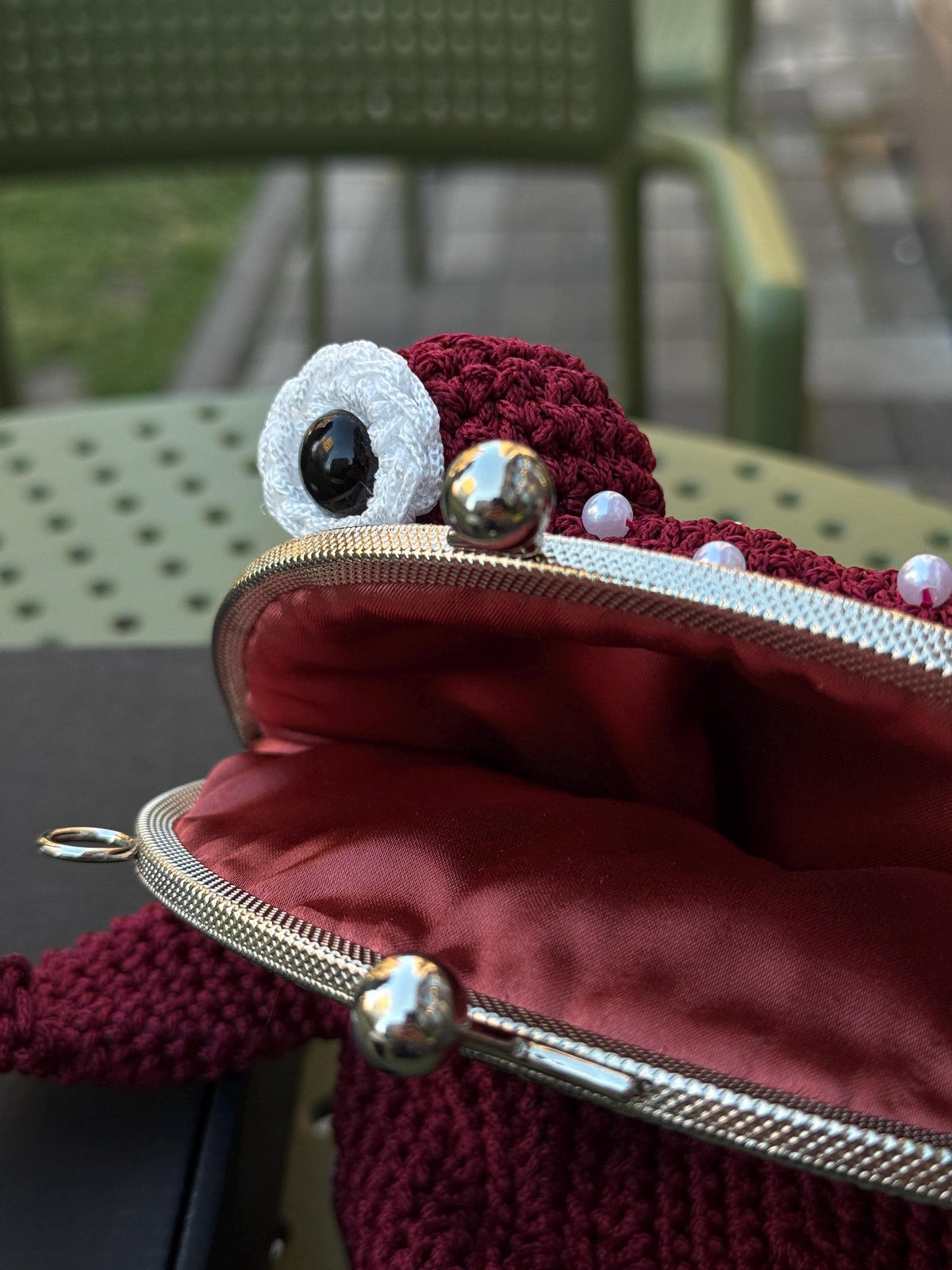Red Crochet Frog Purse with Beaded Details – Handmade Shoulder & Crossbody Purse