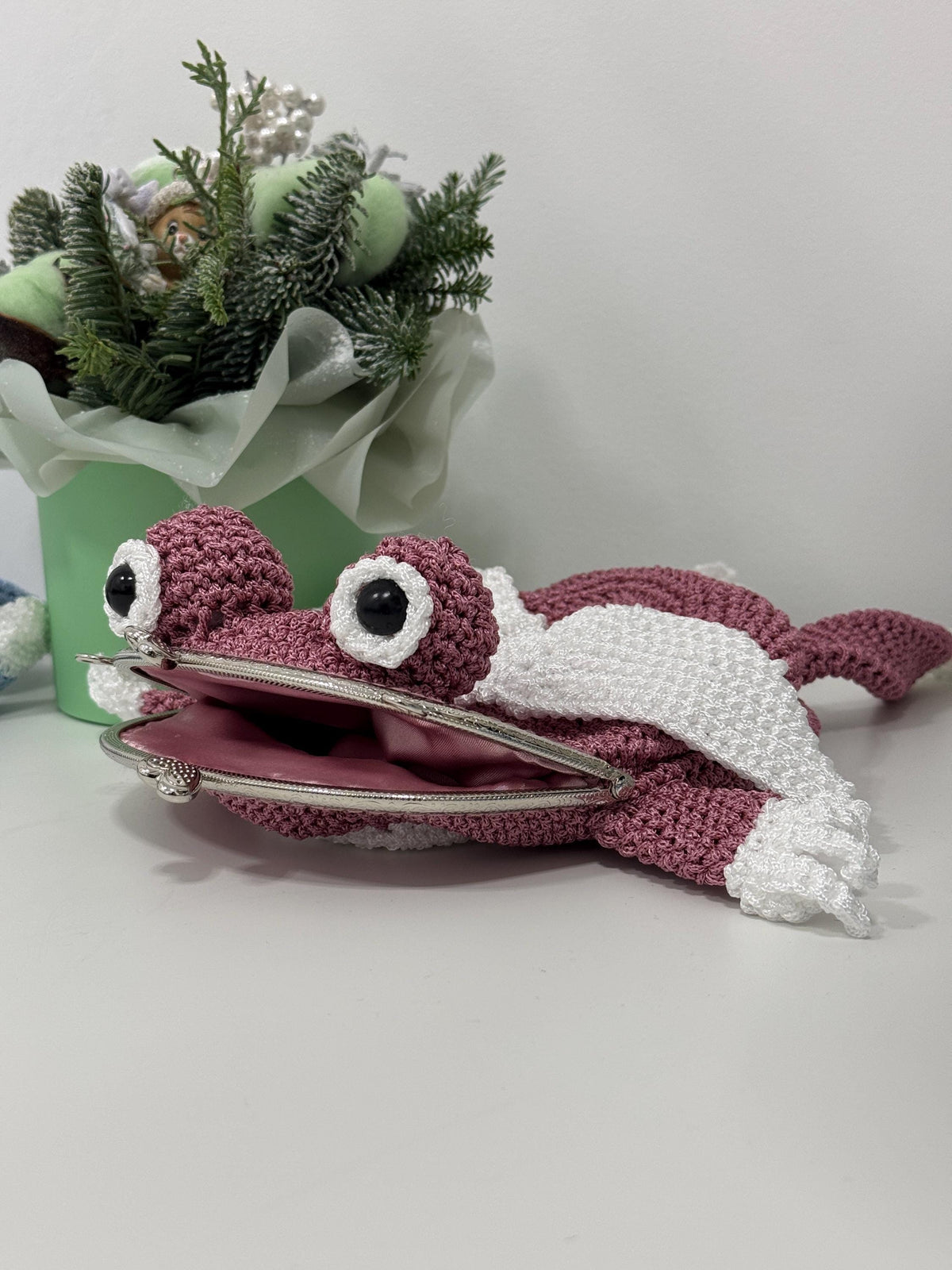 Frog Purse with Wings, Fairycore Frog Bag, Crochet Crossbody Purse, Kawaii Cottagecore Gift, Handmade Frog Bag