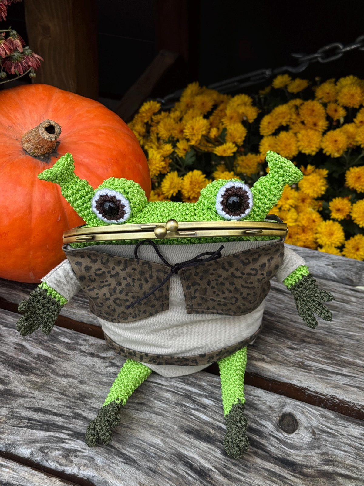 Crochet Frog Bag with Swamp Vibes – Handmade Frog Purse