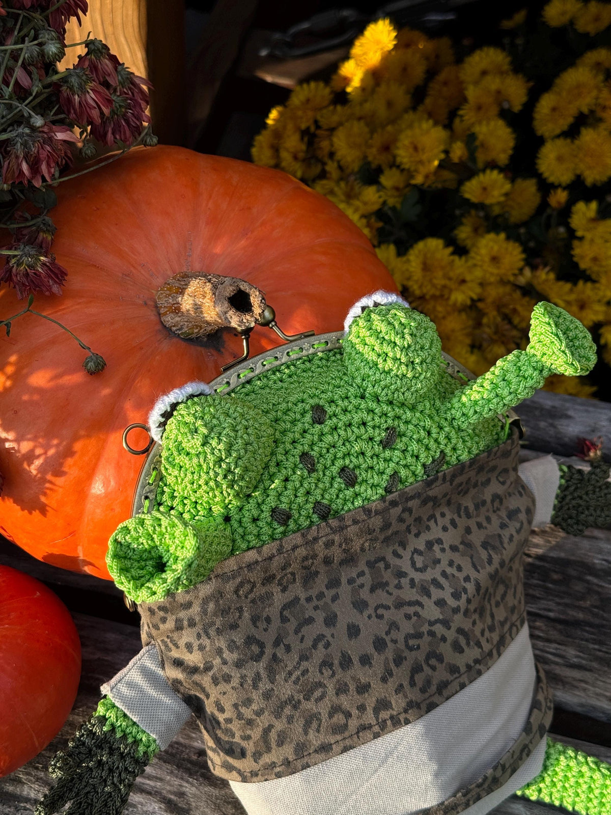 Crochet Frog Bag with Swamp Vibes – Handmade Frog Purse