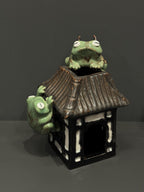 Ceramic Frog Oil Burner, Frog House Lamp, Aromatherapy Decor, Handmade Ceramic Frog House, Cottagecore Gift, Frog Lover Gift