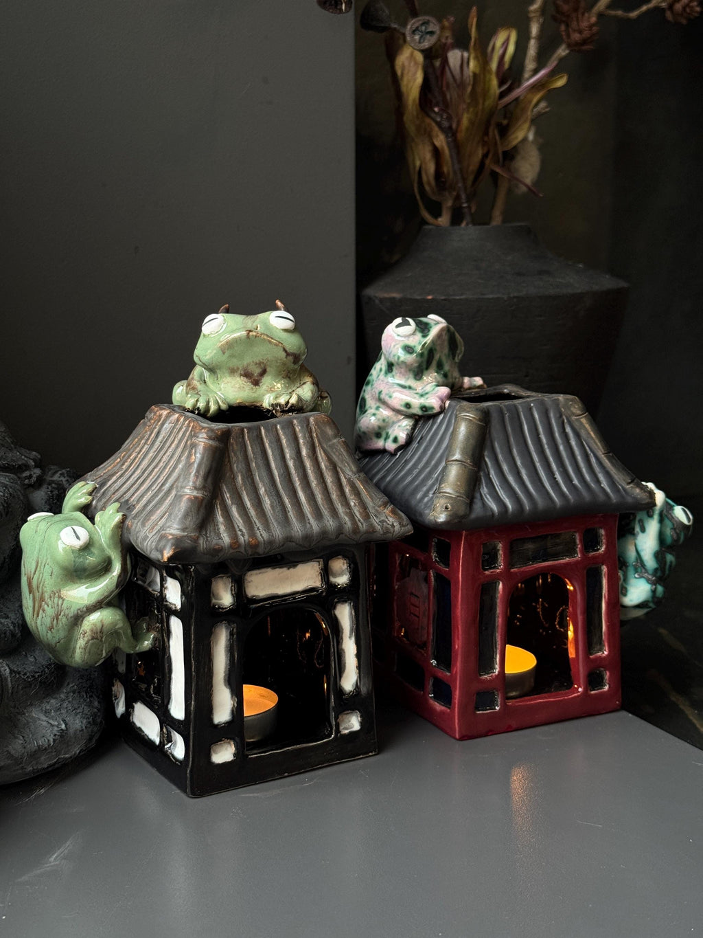 Handmade ceramic frog moon house aromatherapy lamp with candlelight glow
