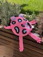 Pink Crochet Frog Bag – Handmade Leopard Frog Purse, Kawaii Frog Handbag, Cute frog Gift