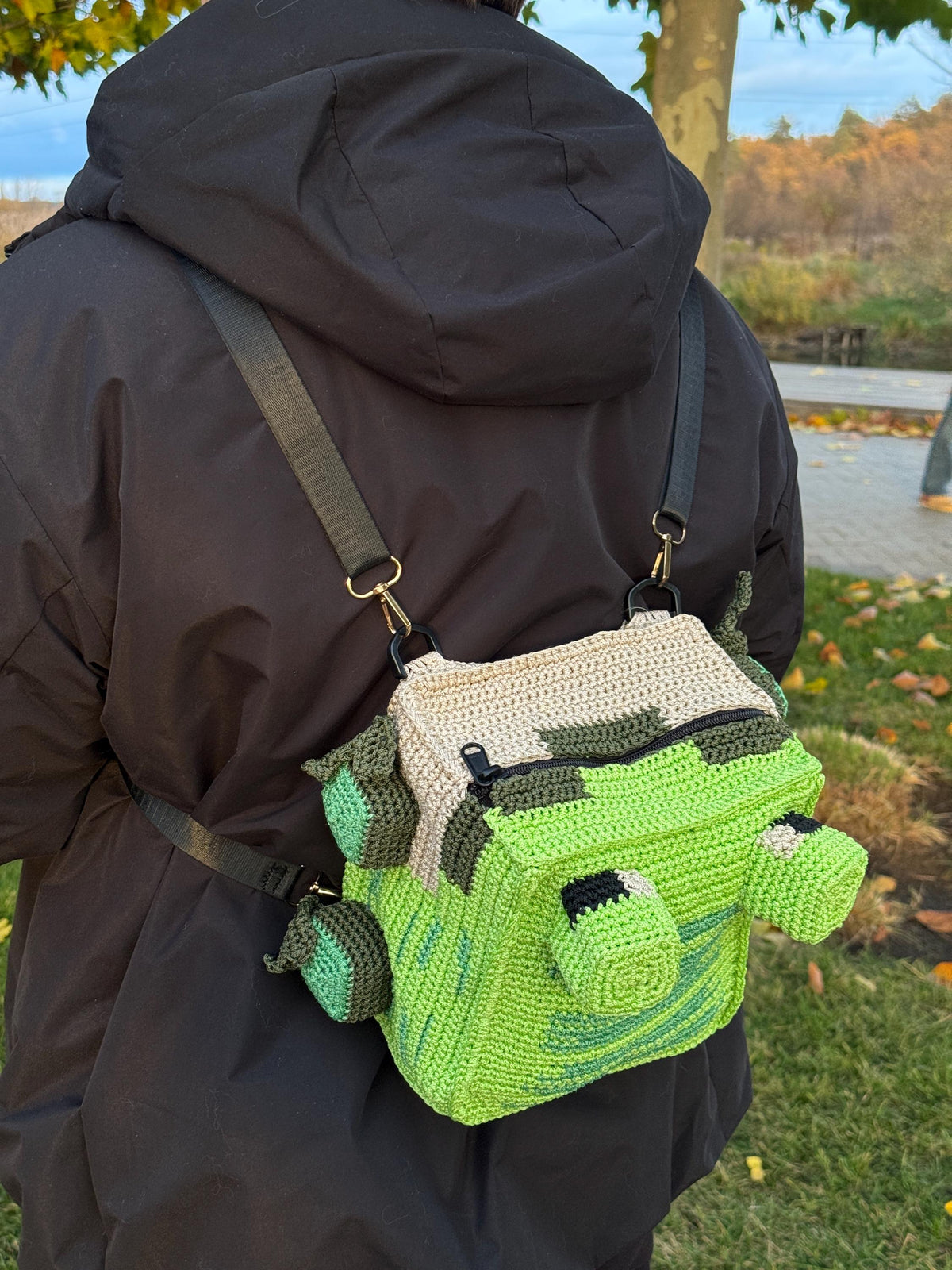 Square Crochet Frog Backpack – Handmade Frog Bag with Zipper & Satin Lining