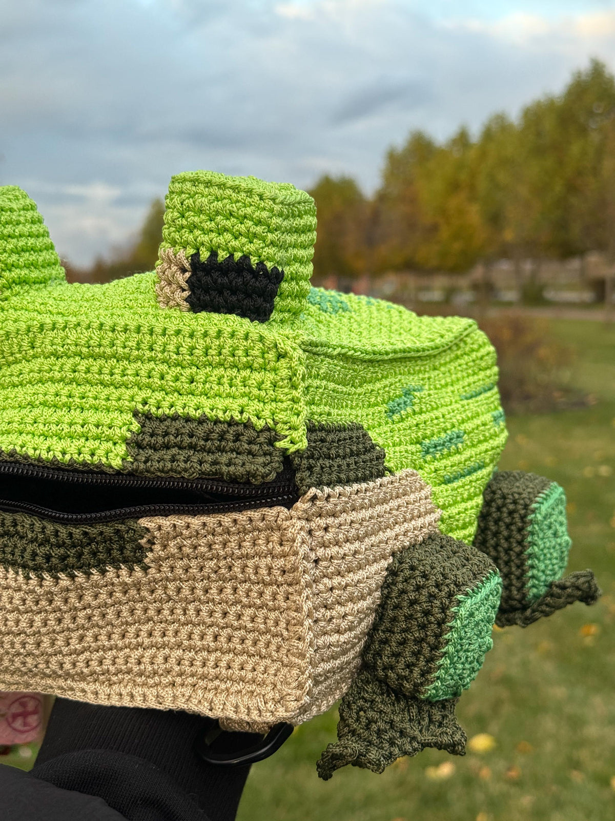 Square Crochet Frog Backpack – Handmade Frog Bag with Zipper & Satin Lining
