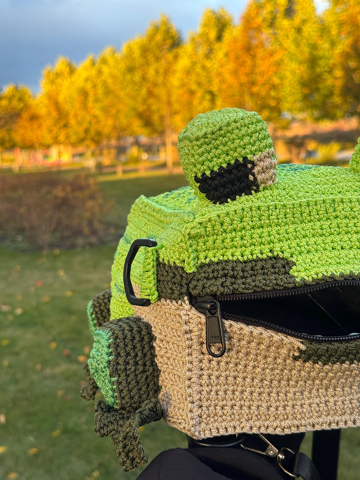 Square Crochet Frog Backpack – Handmade Frog Bag with Zipper & Satin Lining
