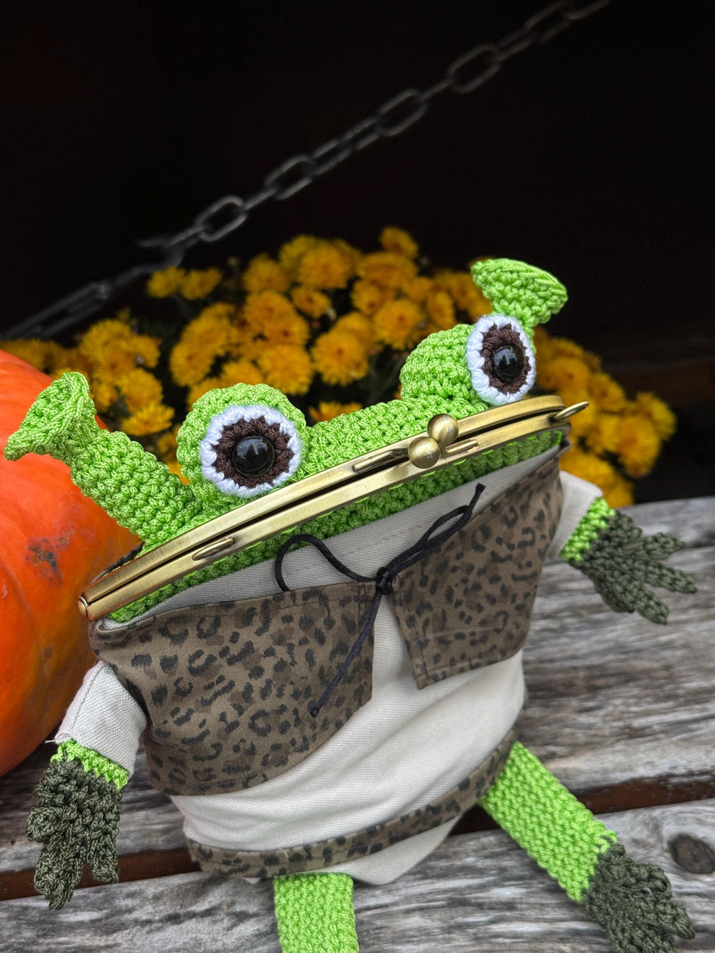 Crochet Frog Bag with Swamp Vibes – Handmade Frog Purse