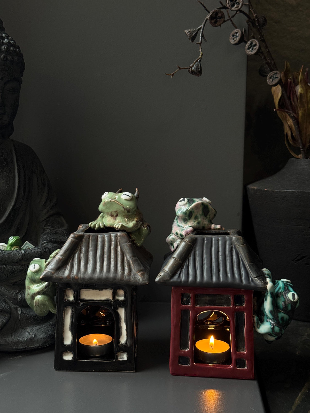 Ceramic Frog Oil Burner, Frog House Lamp, Aromatherapy Decor, Handmade Ceramic Frog House, Cottagecore Gift, Frog Lover Gift