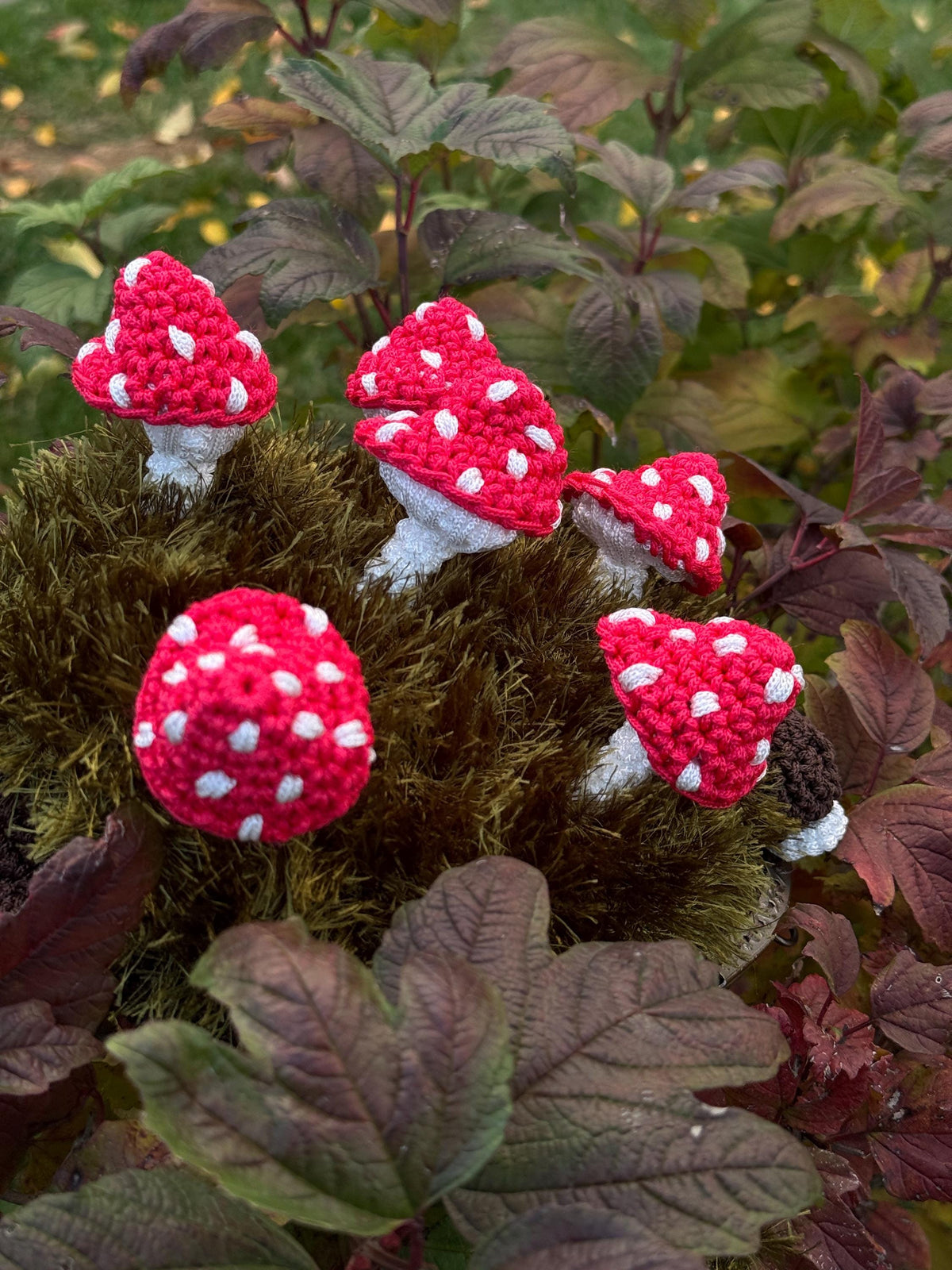 Forest Frog Bag — Goblincore Crochet Toad Purse with Mushrooms & Moss — Cottagecore Crossbody — Handmade Kaeru Frog Bag