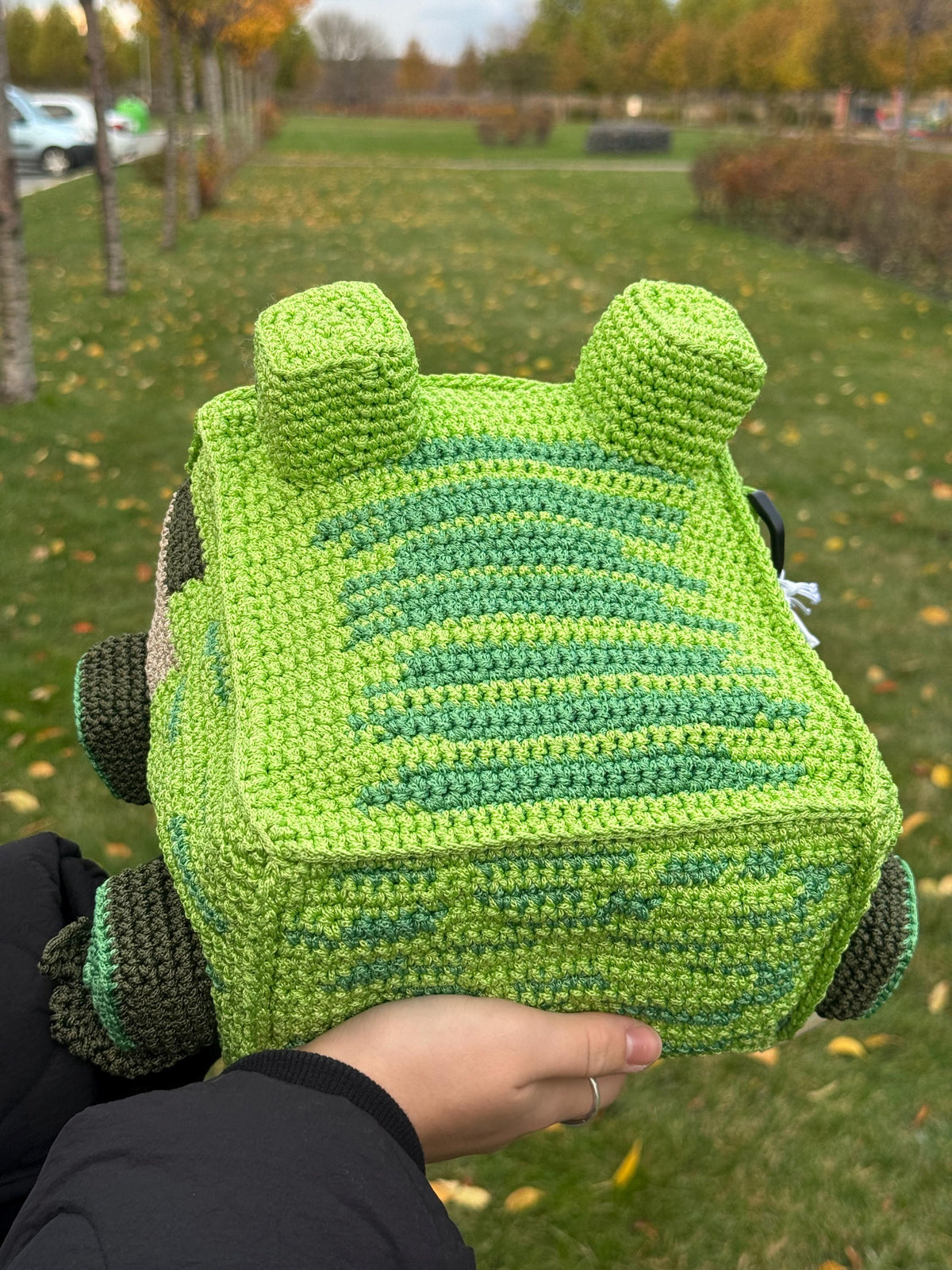Square Crochet Frog Backpack – Handmade Frog Bag with Zipper & Satin Lining
