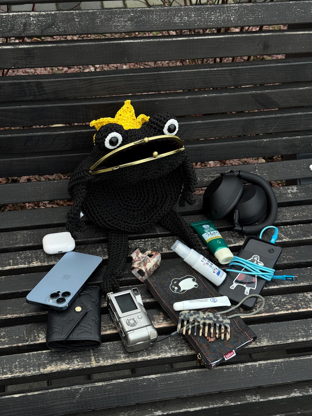 Frog King Bag – Handmade Black Frog Purse with Golden Crown