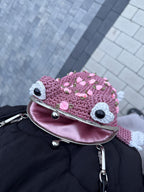 Handmade Crochet Frog Bag – Unique Kawaii Crossbody Purse with Roses – Quirky Gift for Her