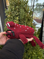 Red Crochet Frog Purse with Beaded Details – Handmade Shoulder & Crossbody Purse