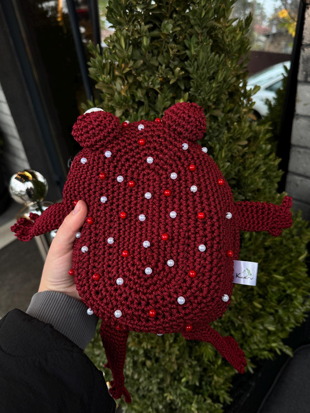 Red Crochet Frog Purse with Beaded Details – Handmade Shoulder & Crossbody Purse