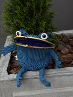 Crochet Frog Bag – Handmade Kawaii Frog Purse – Beaded Crossbody Bag – Czech Glass Beads