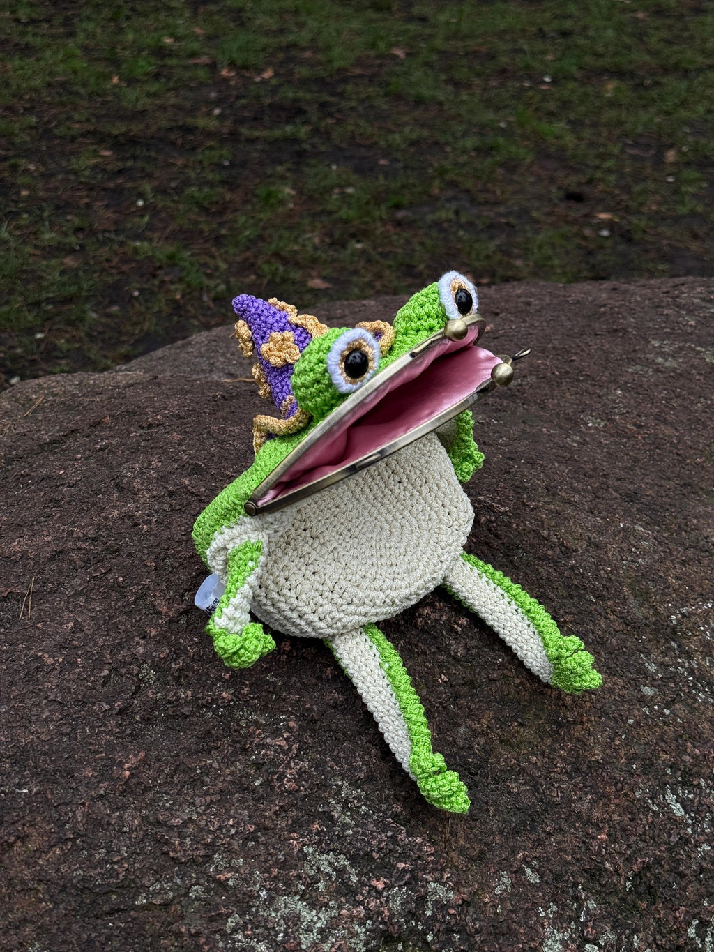 Frog Witch Purse – Handmade Shoulder & Crossbody Purse