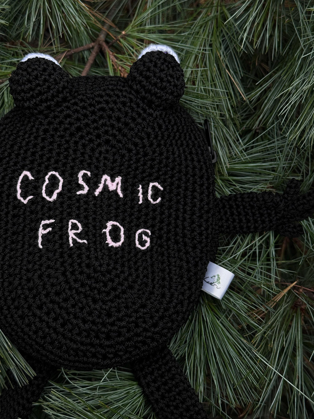 Crochet Frog Bag with Zipper – Custom Embroidery Option – Black Handmade Purse with Strap – Lined Durable Macrame Frogcore Gift