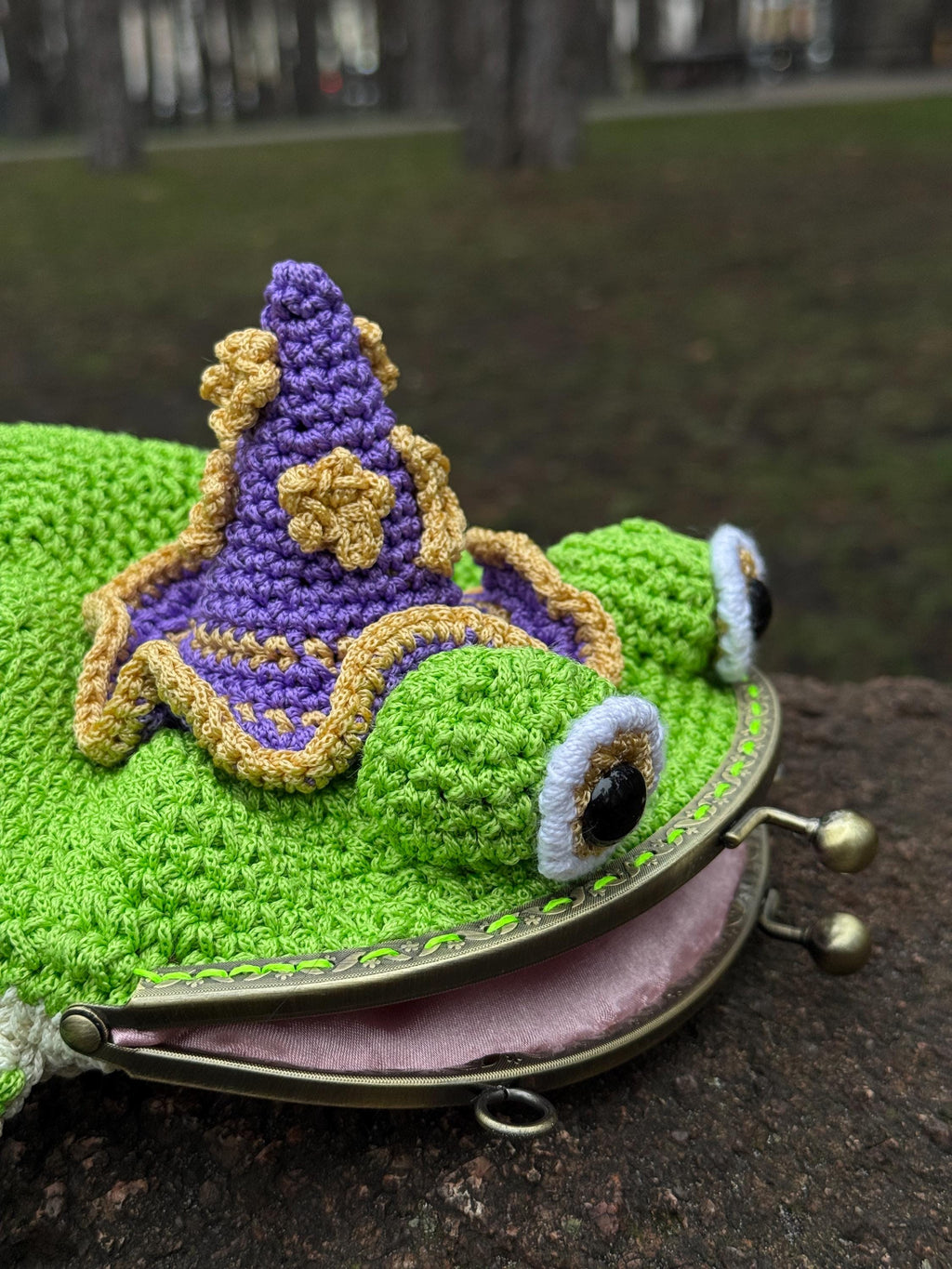 Frog Witch Purse – Handmade Shoulder & Crossbody Purse