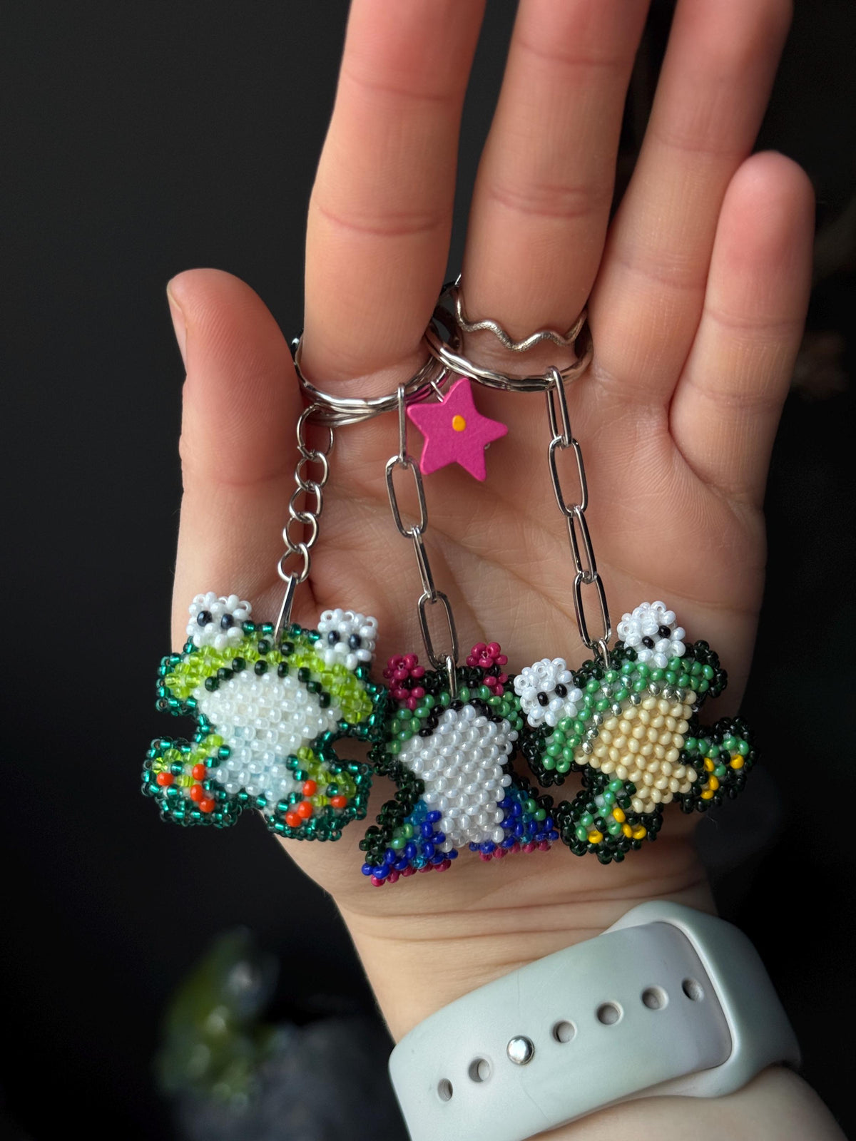 Handmade Beaded Frog Keychain, Cute Frog Charm, Frog Keyring, Gift for Frog Lovers