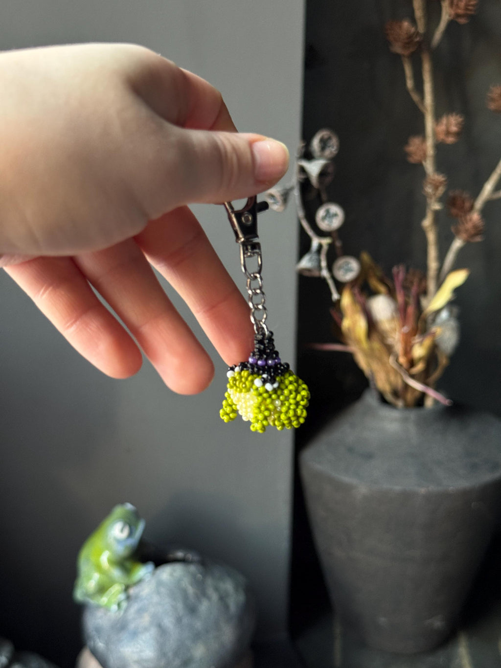 Handmade Beaded Frog Keychain, Cute Frog Charm, Frog Keyring, Gift for Frog Lovers