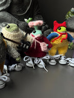 Poseable Crochet Frog Figurines – Handmade Mini Frogs with Metal Armature, Dressed Collectible