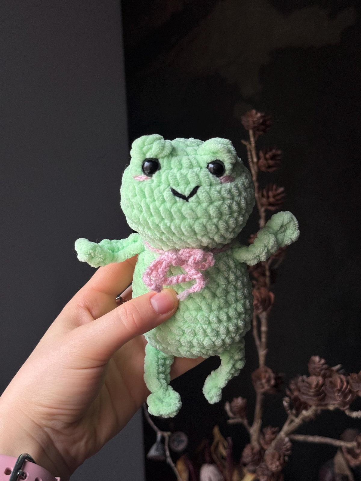 Handmade Plush Frog Toy – Soft Velvet Crochet Frog, Cute Amigurumi Frog Doll