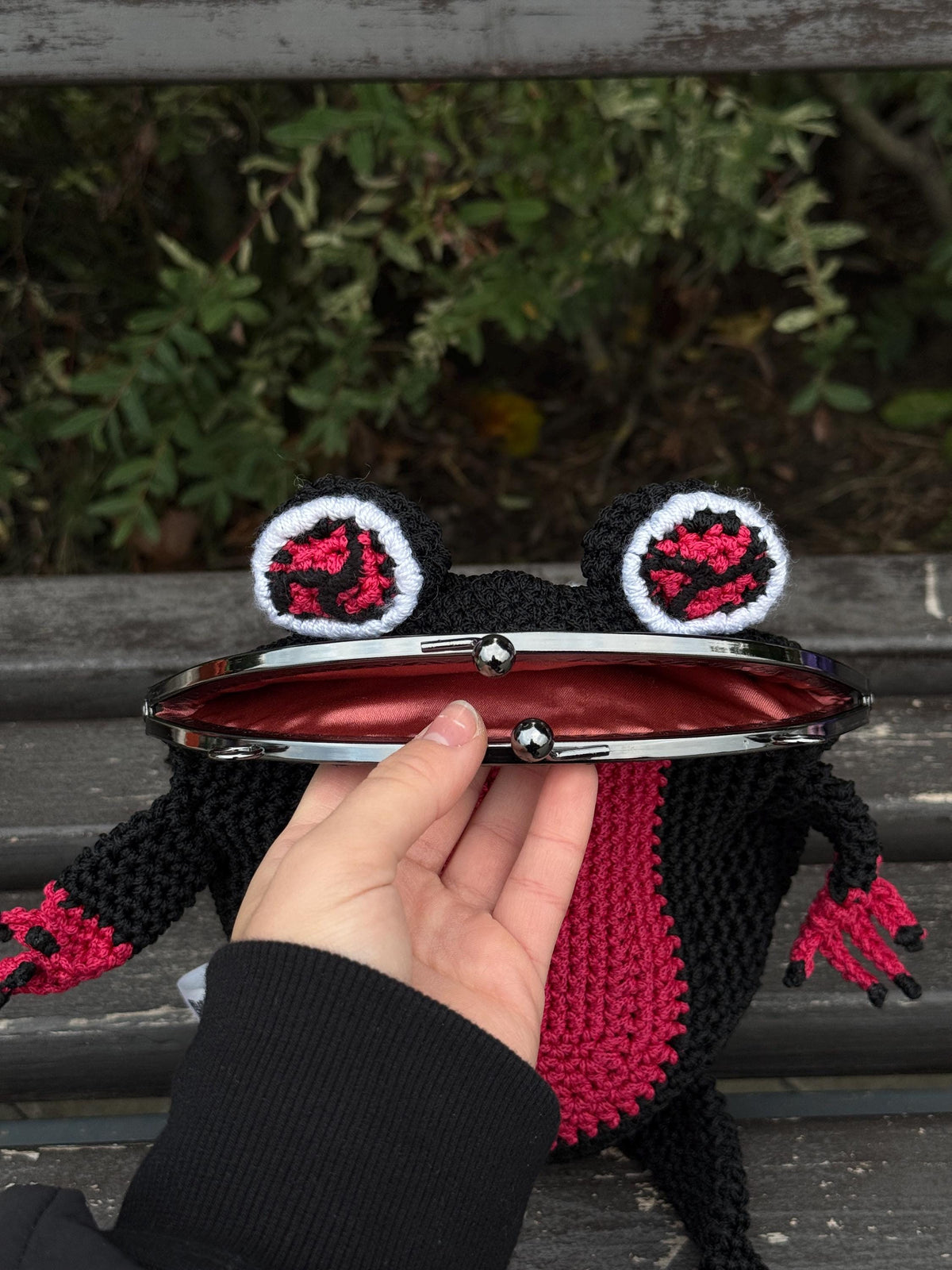 Crochet Frog Bag in Dark Anime Style – Handmade Frog Purse with Red Clouds