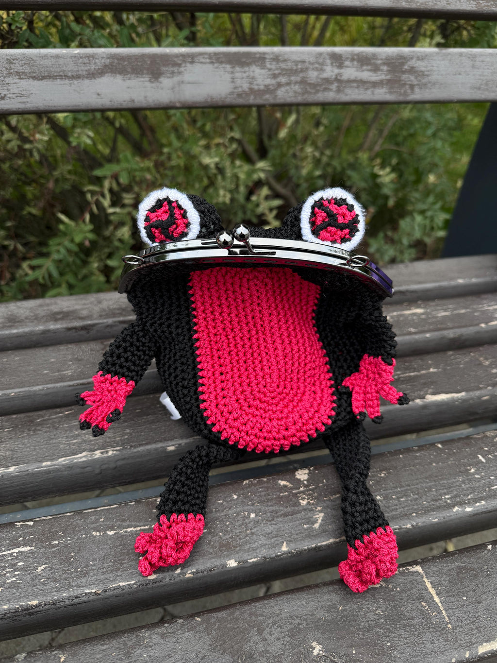 Crochet Frog Bag in Dark Anime Style – Handmade Frog Purse with Red Clouds