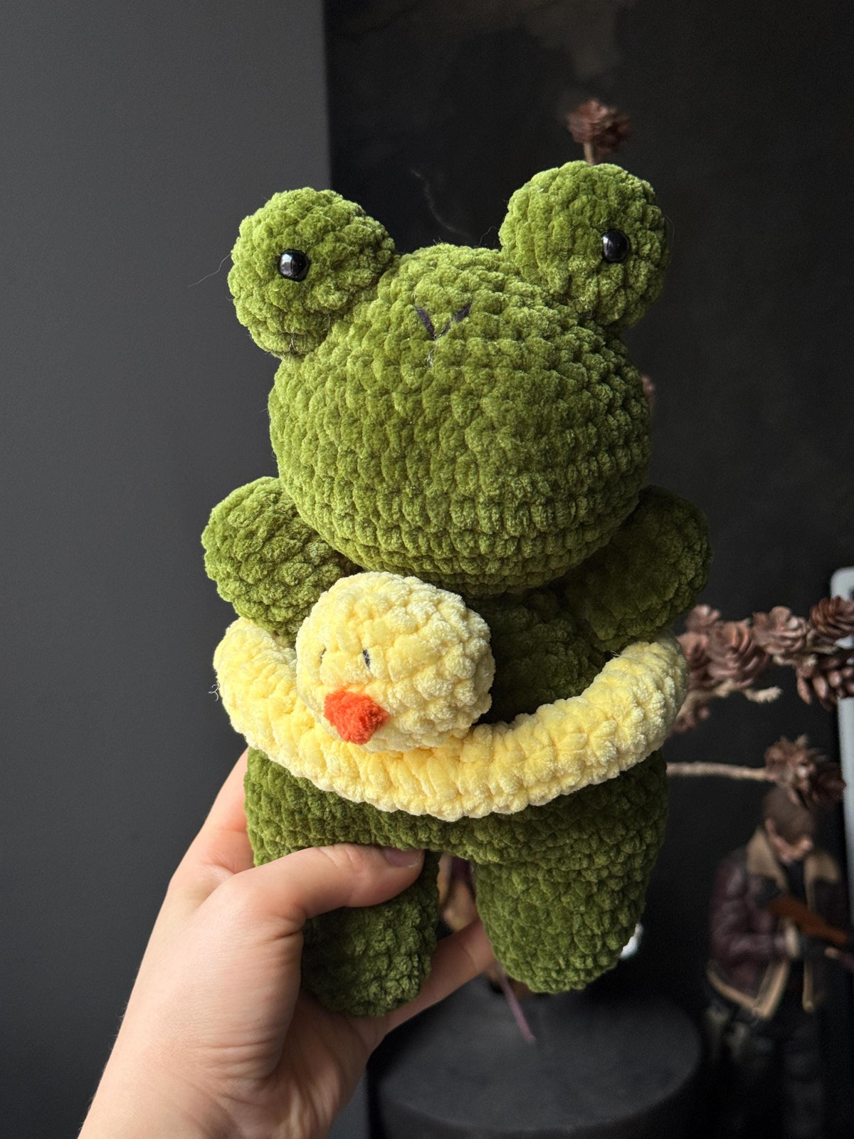 Handmade Plush Frog Toy – Soft Velvet Crochet Frog, Cute Amigurumi Frog Doll