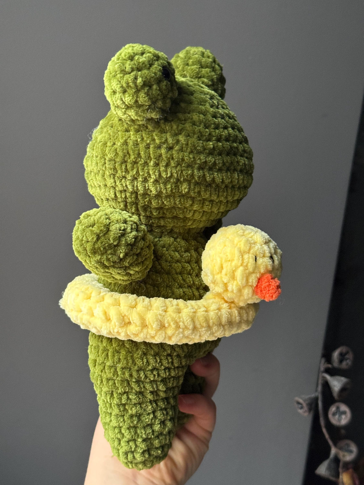 Handmade Plush Frog Toy – Soft Velvet Crochet Frog, Cute Amigurumi Frog Doll