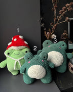 Plush Crochet Frog Pillow – Handmade Velvet Frog Toy, Soft Decorative Frog for Home Interior