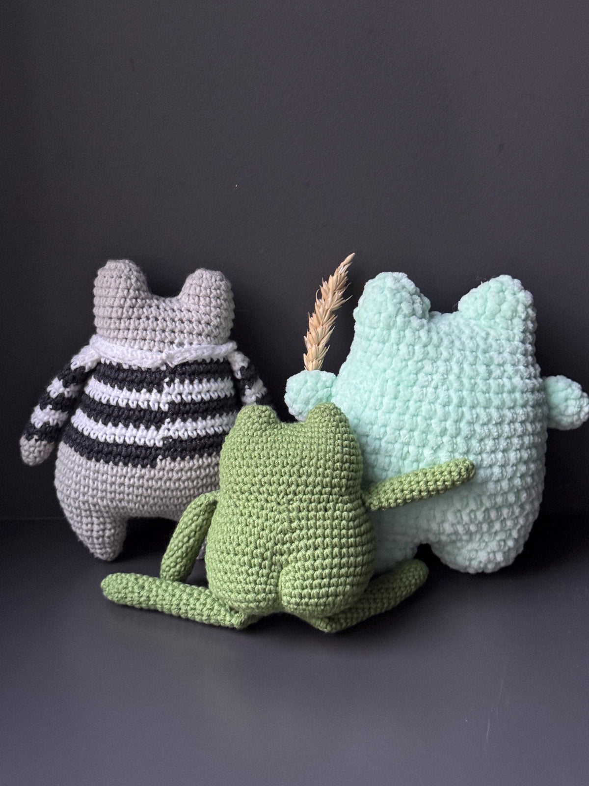 Crochet Frog Plush – Handmade Frog Toy, Soft Amigurumi Frog, Cute Frog Doll, Cozy Frog Decor