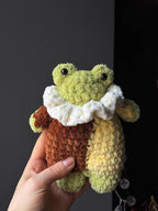 Handmade Plush Frog Toy – Soft Velvet Crochet Frog, Cute Amigurumi Frog Doll