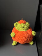 Handmade Plush Frog Toy – Soft Velvet Crochet Frog, Cute Amigurumi Frog Doll