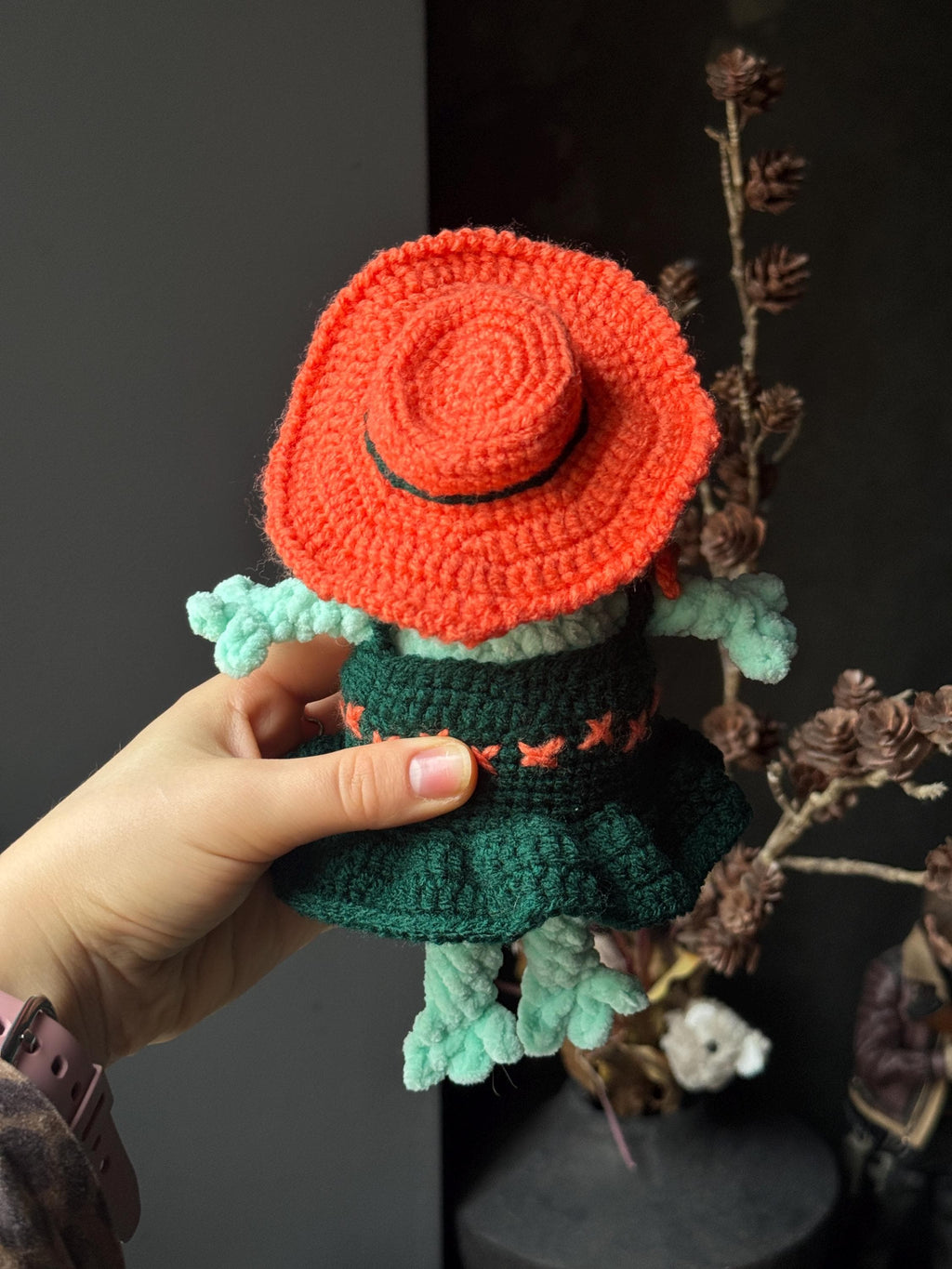 Handmade Plush Frog Toy – Soft Velvet Crochet Frog, Cute Amigurumi Frog Doll