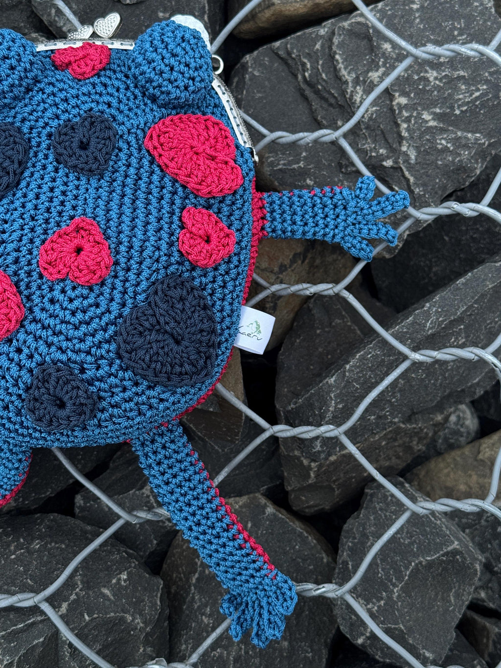 Handmade Frog Purse – A Little Frog Companion for Your Everyday Adventures