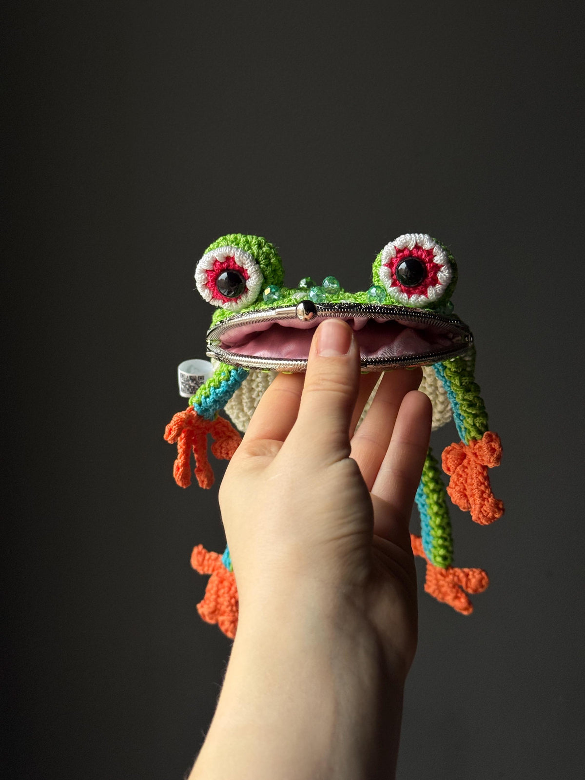Tree Frog Wallet — Crocheted Tree Frog Purse for Cards, Cash & Makeup Essentials