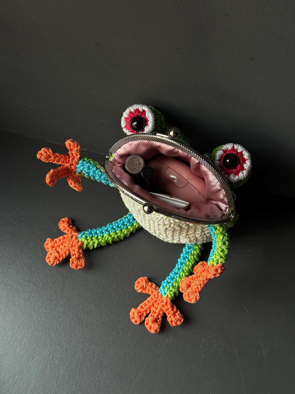 Tree Frog Wallet — Crocheted Tree Frog Purse for Cards, Cash & Makeup Essentials