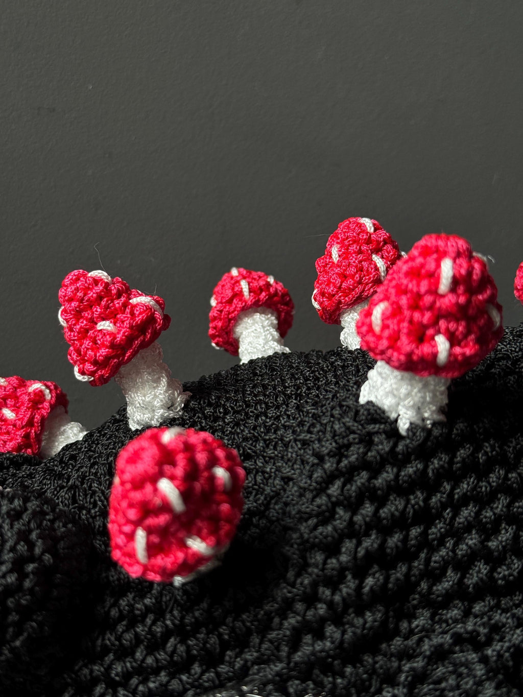 Forest Frog Bag — Goblincore Crochet Toad Purse with Mushrooms — Cottagecore Crossbody — Handmade Kaeru Frog Bag