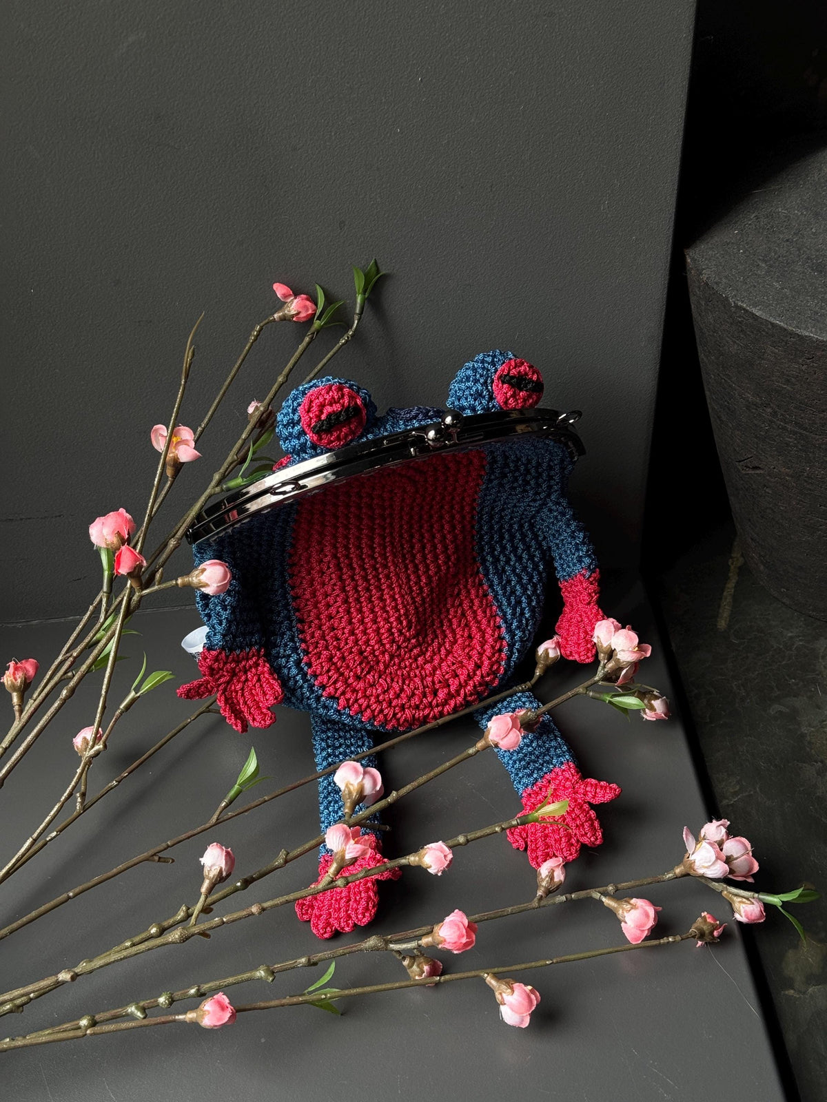 Poison Dart Frog Purse – Frogcore Bag | Handmade Gift