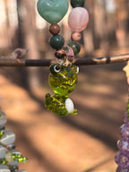 Forest Frog Stone Necklaces – Handmade Natural Stone Jewelry with Frog Pendants