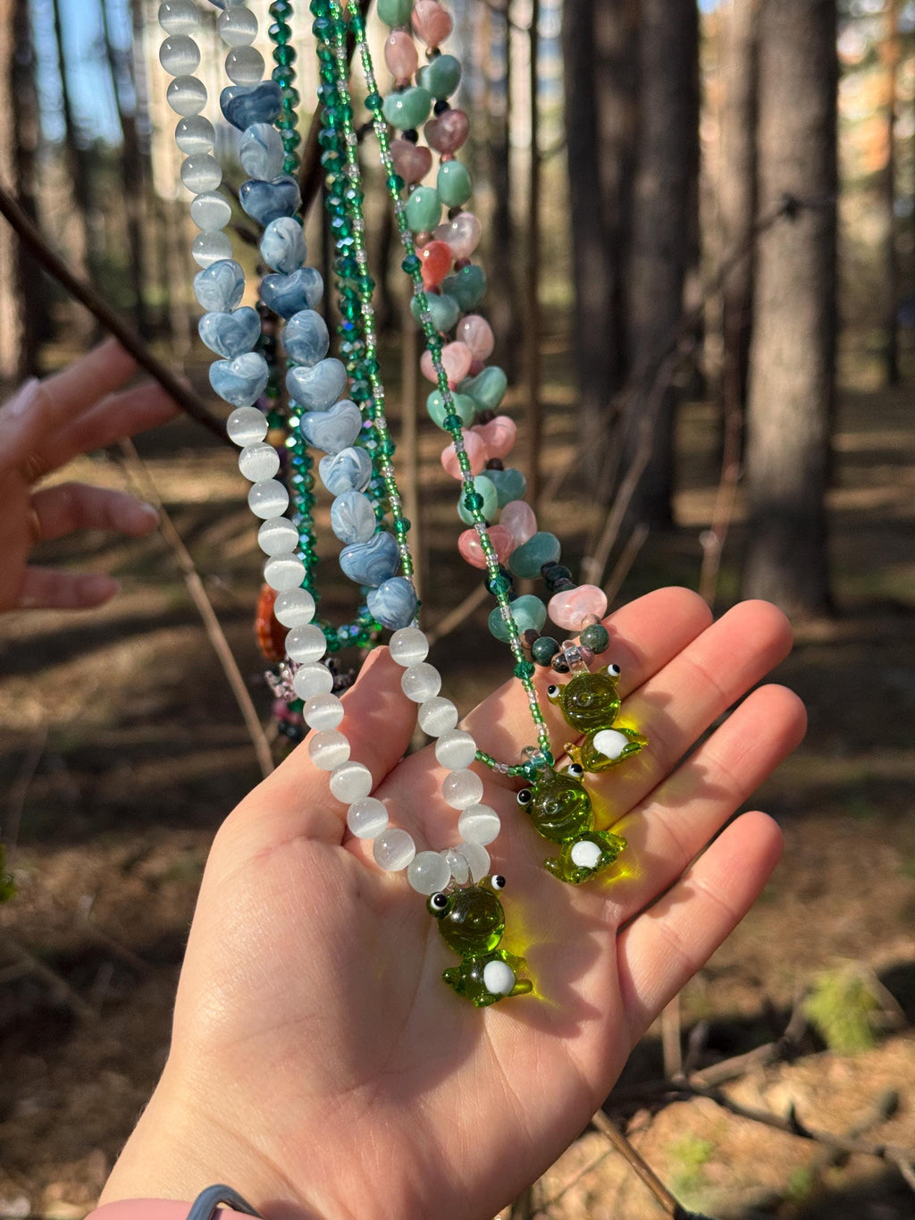 Forest Frog Stone Necklaces – Handmade Natural Stone Jewelry with Frog Pendants