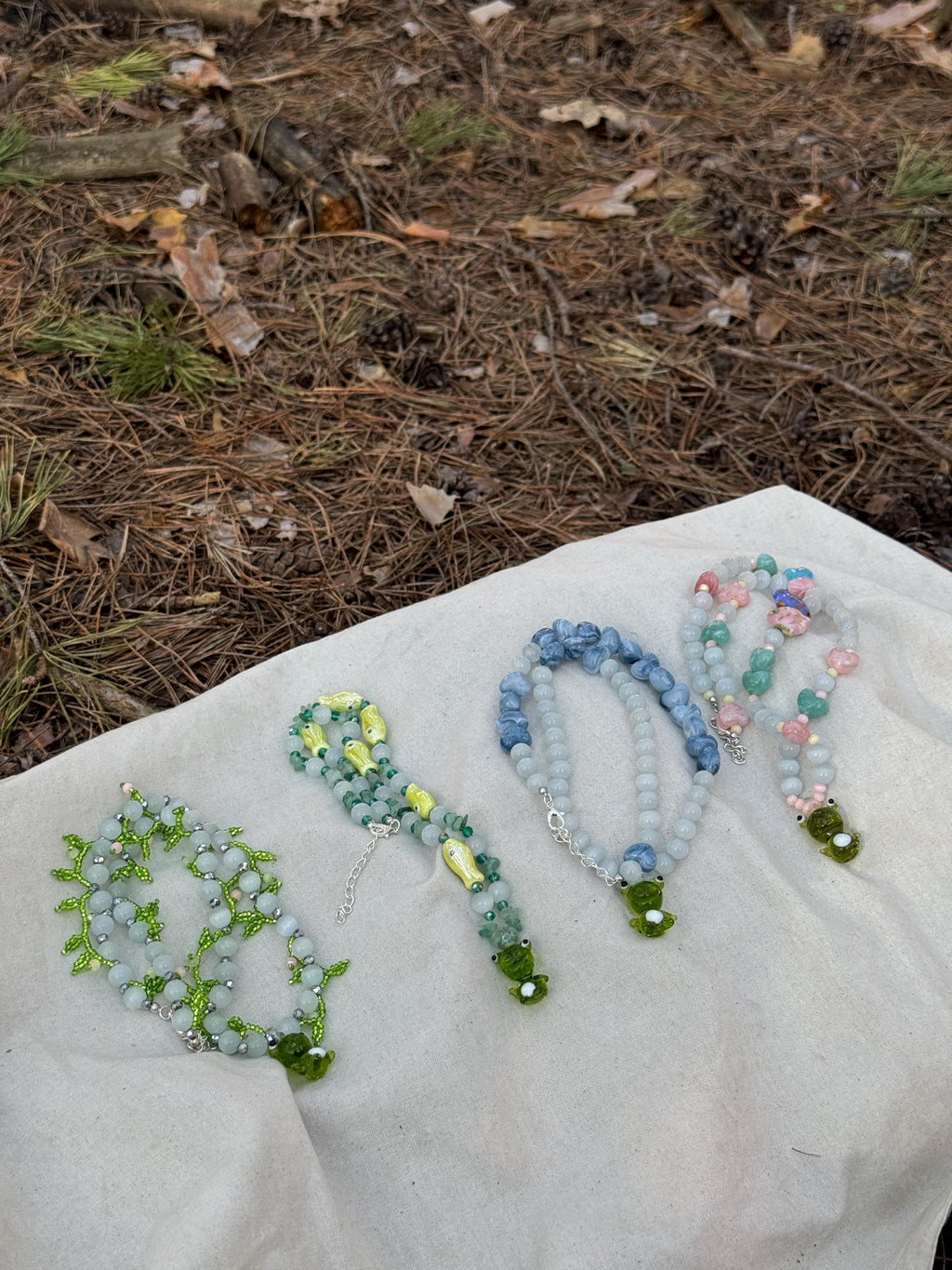 Forest Frog Stone Necklaces – Handmade Natural Stone Jewelry with Frog Pendants