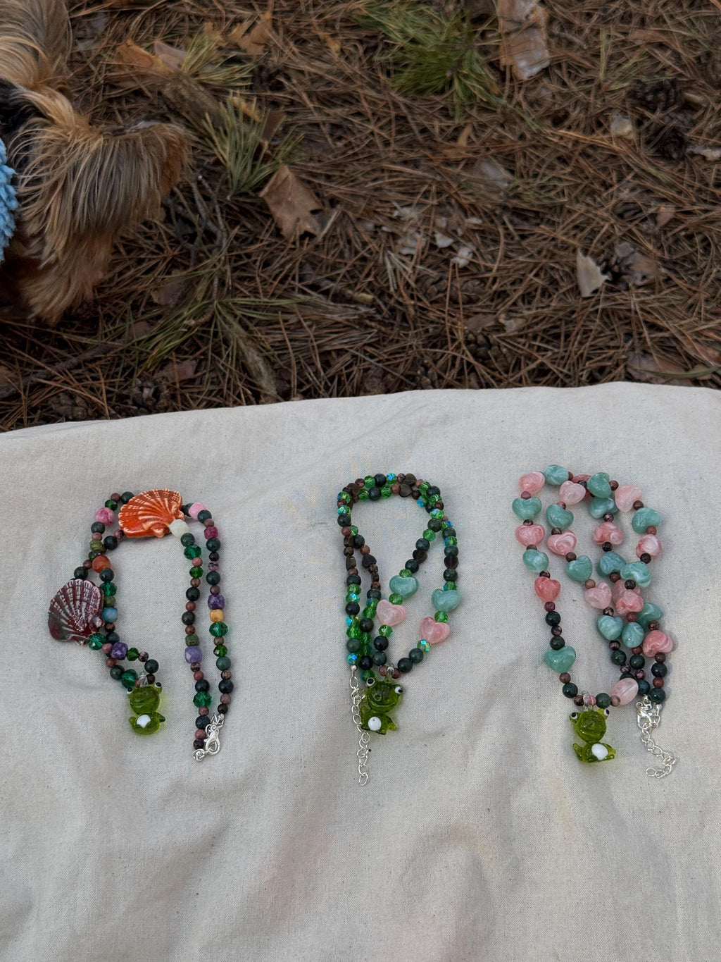 Forest Frog Stone Necklaces – Handmade Natural Stone Jewelry with Frog Pendants