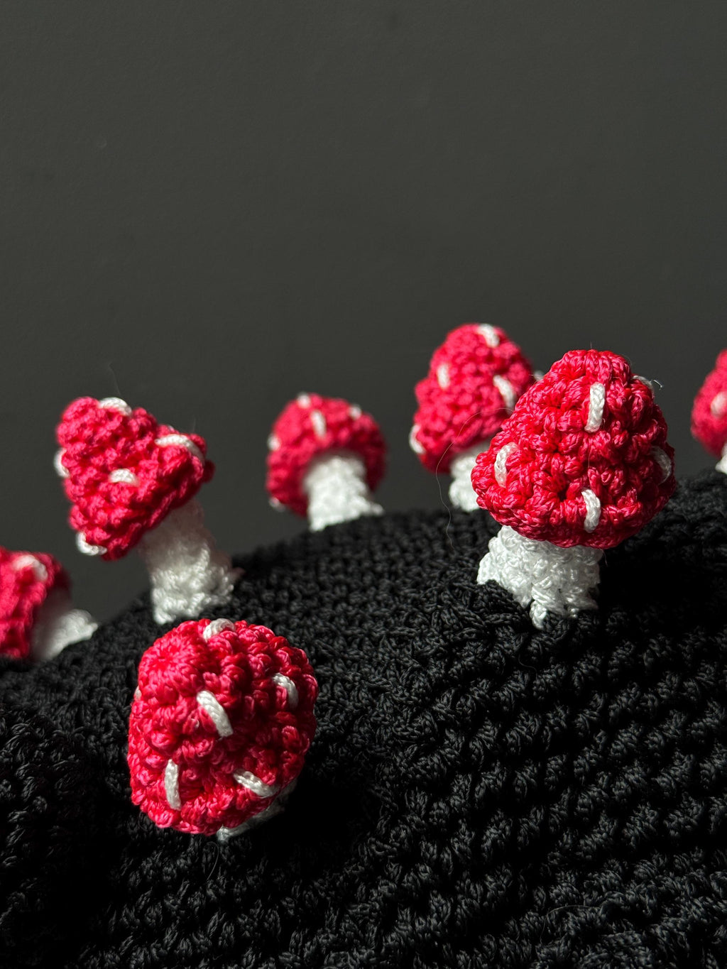 Forest Frog Bag — Goblincore Crochet Toad Purse with Mushrooms — Cottagecore Crossbody — Handmade Kaeru Frog Bag